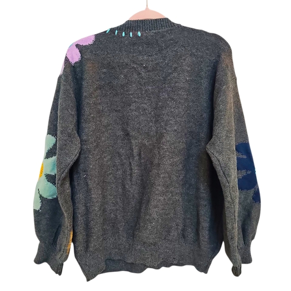 NWOT POL Dark Floral V-Neck Sweater Size S Gray Chunky Embroidered Whimsigoth - Picture 2 of 4